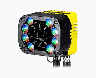 In-Sight 3800 vision system withmulti-color lighting