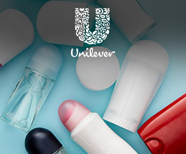 O logotipo da Unilever é exibido ao lado de vários itens de saúde e beleza.