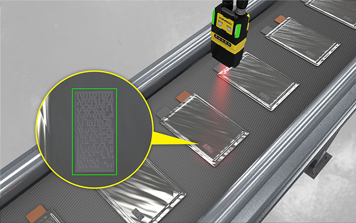 Cognex vision sensor reading barcodes for product identification applications. 
